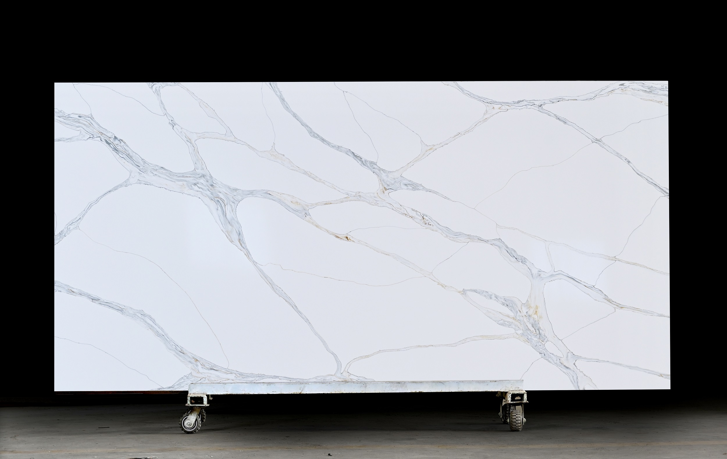 Calacatta-Fantasy-Full-Slab